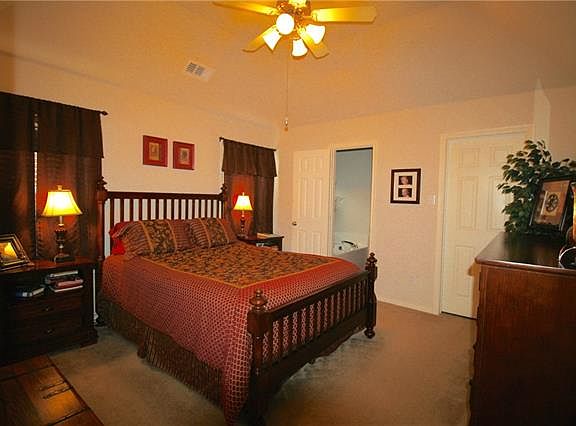 5th image of 9109 Wild Rose Ln