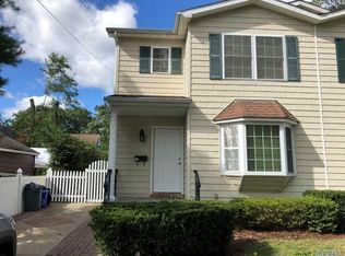 51 Inwood Rd #B, Pt Washington, NY 11050