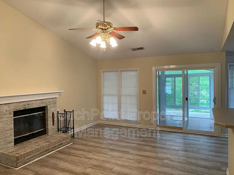 4319 Wynborough Ln — Photo 8