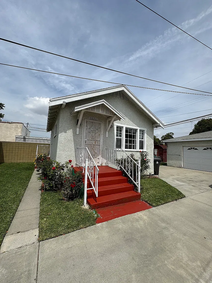 5886 Myrtle Ave — Photo 1