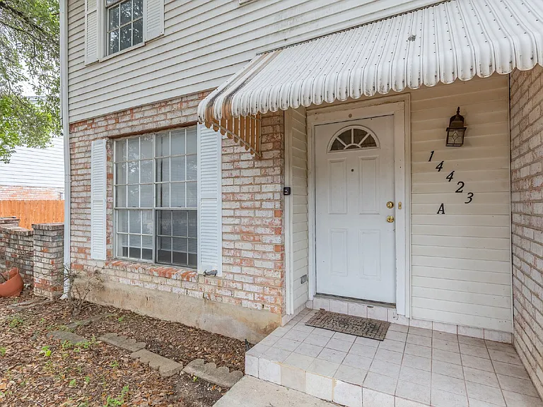 14423 Brook Hollow Blvd #A — Photo 2