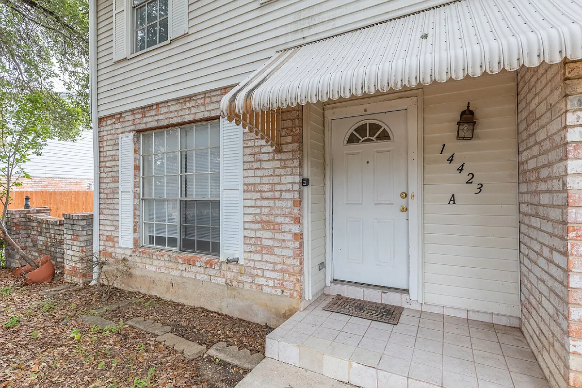Building Photo - 14423 Brook Hollow Blvd #A