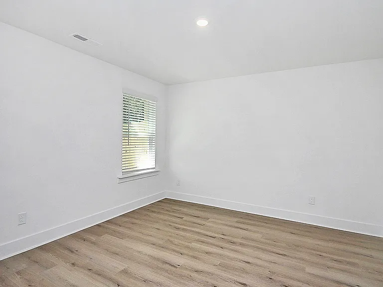 2613 Dr Carver Rd — Photo 7