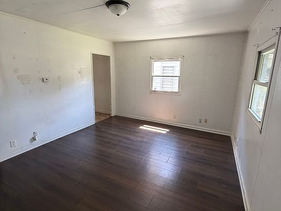 2nd image of 801 N Grant Ave