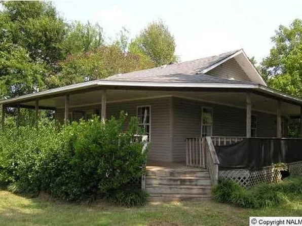 704 Frazier St, Athens, AL 35611
