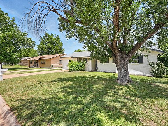 2nd image of 2349 Marsalis Dr