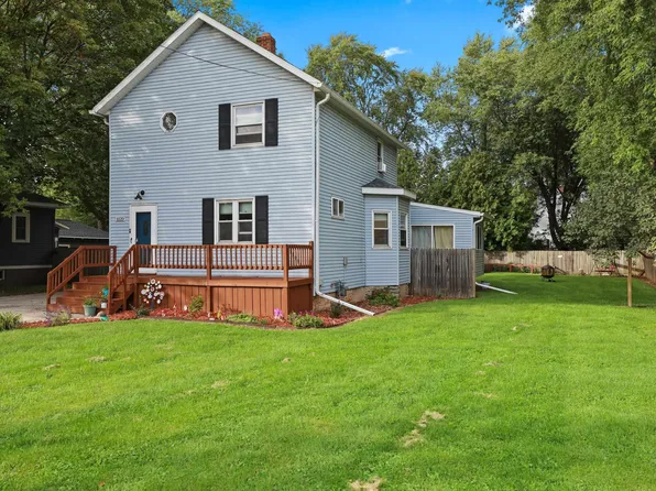 1020 Dousman St, Green Bay, WI 54303