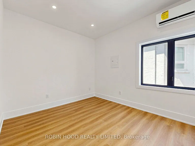 24 Callender St #3 — Photo 16
