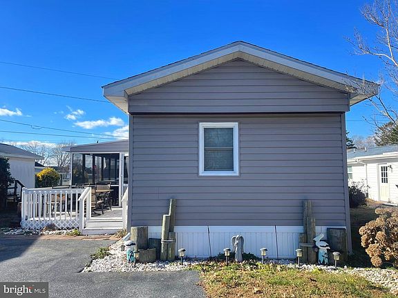 2nd image of 21720 B St