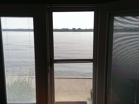4th image of 3532 N. Duluth Ave. #4