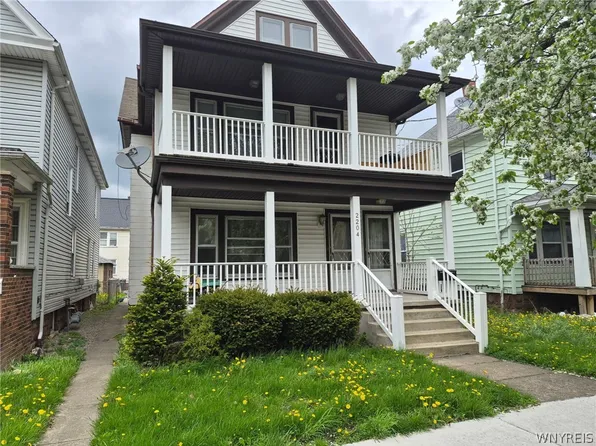 2204 La Salle Ave, Niagara Falls, NY 14301