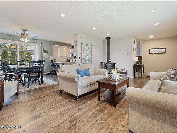 5th image of 5098 N Anne St