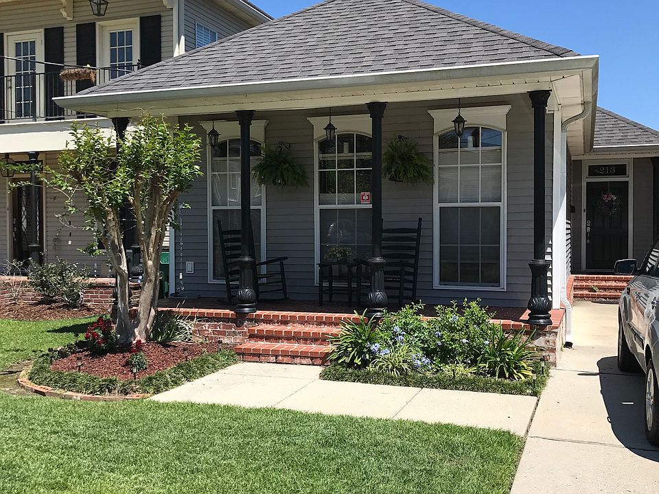1st image of 213 Amelia St