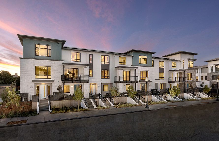 Artemis at The Square