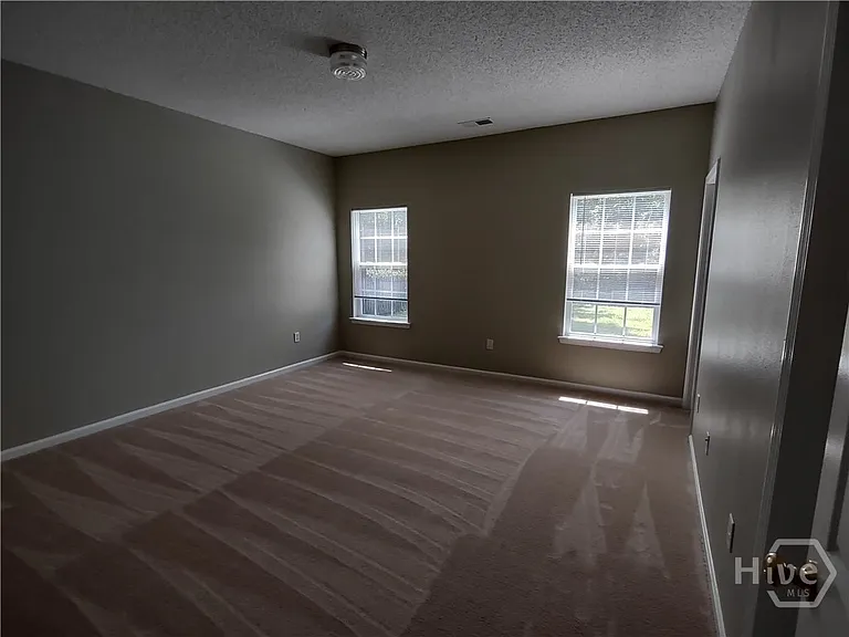 123 Alexander Way — Photo 9