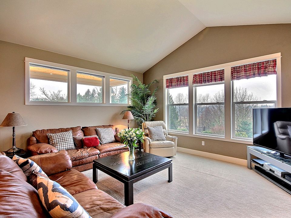 1st image of 7208 222nd Avenue Ct E