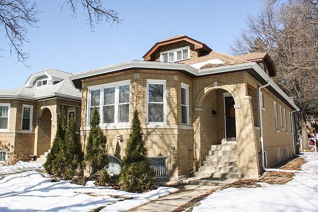1st image of 1558 Van Buren Ave