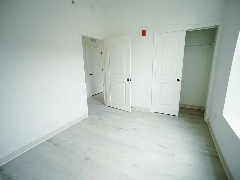 350 N Main St — Photo 71