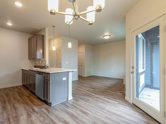 4th image of 19070 SW Johnson St Unit 205