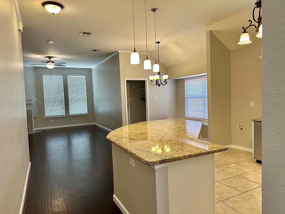 1st image of 6221 White Pine Dr