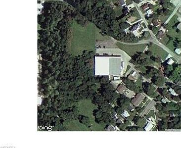 5th image of 105 Collier Dr