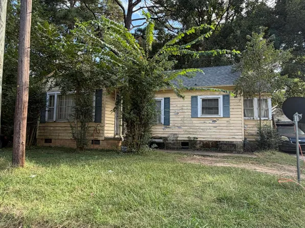 110 Garneal St, Jackson, TN 38301
