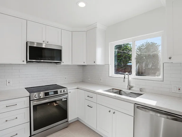 853 Sunset Dr — Photo 23