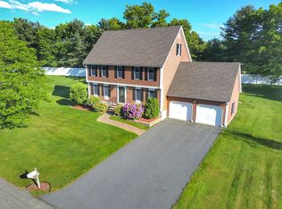 11 Noel Rd, Andover, MA 01810