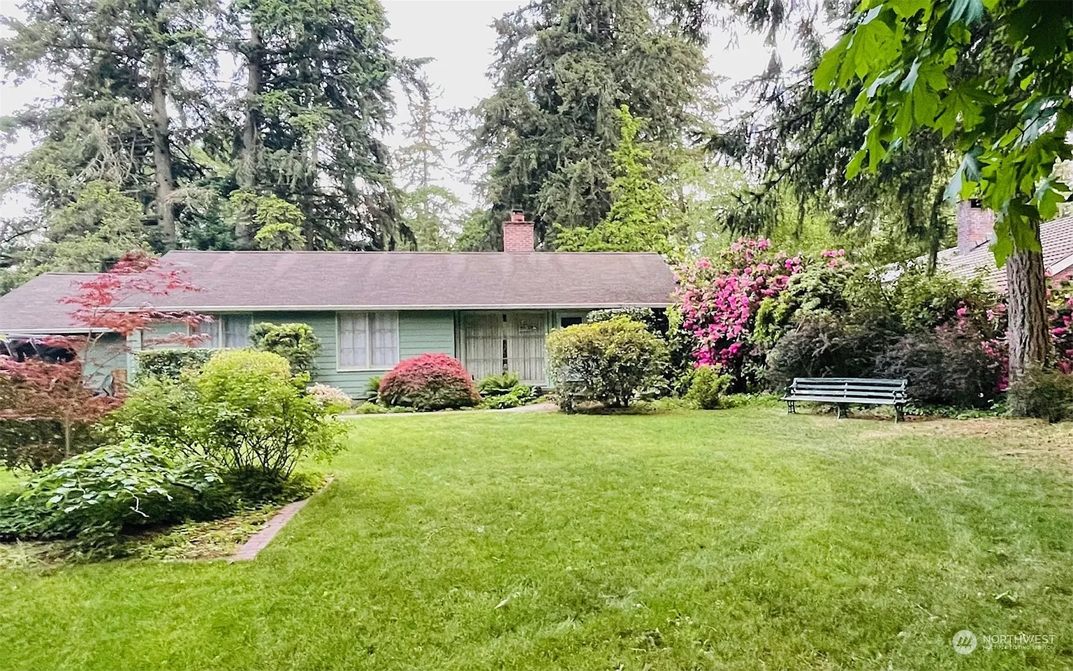 6332 Lake Avenue SW photo 1