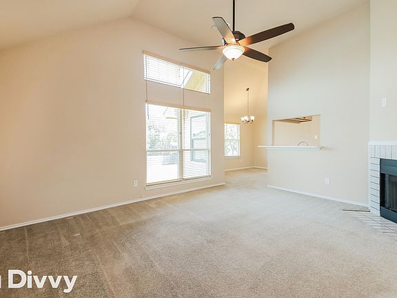 5th image of 1335 Jasmine Dr