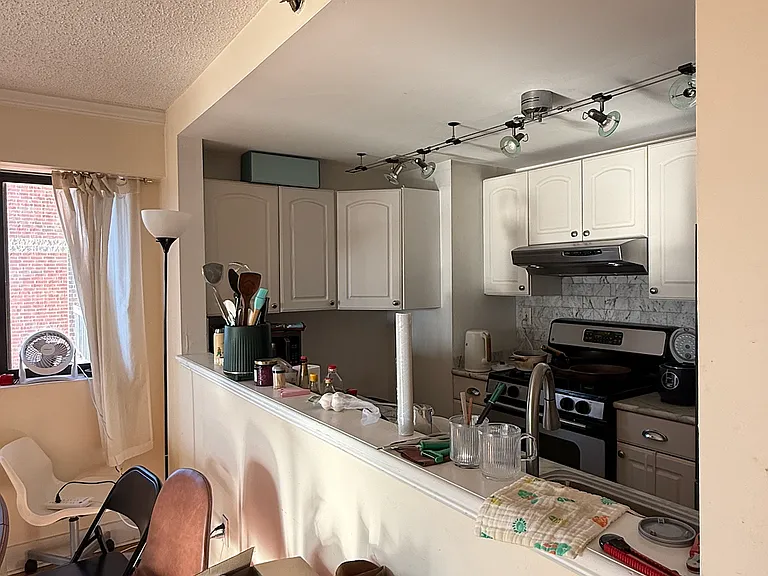 15 N Beacon St #810 — Photo 10