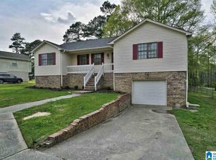 5348 Memory Ln, Mount Olive, AL 35117