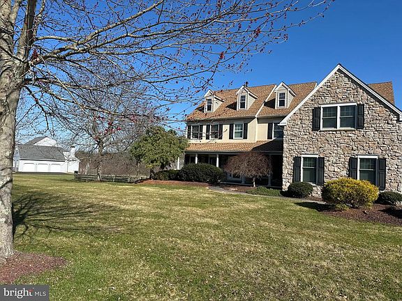 2nd image of 116 Brinkley Dr