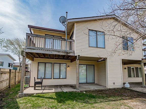 3rd image of 12 Wildwood Dr