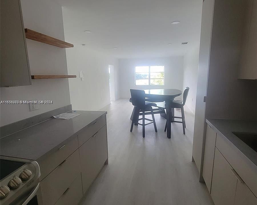 1st image of 251 NE 187th St APT 827