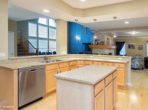 5th image of 24950 W Heritage Oaks Dr