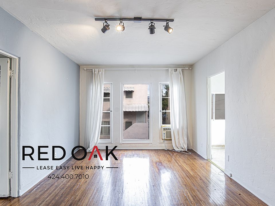 1st image of 8206 1/2 Blackburn Ave #3