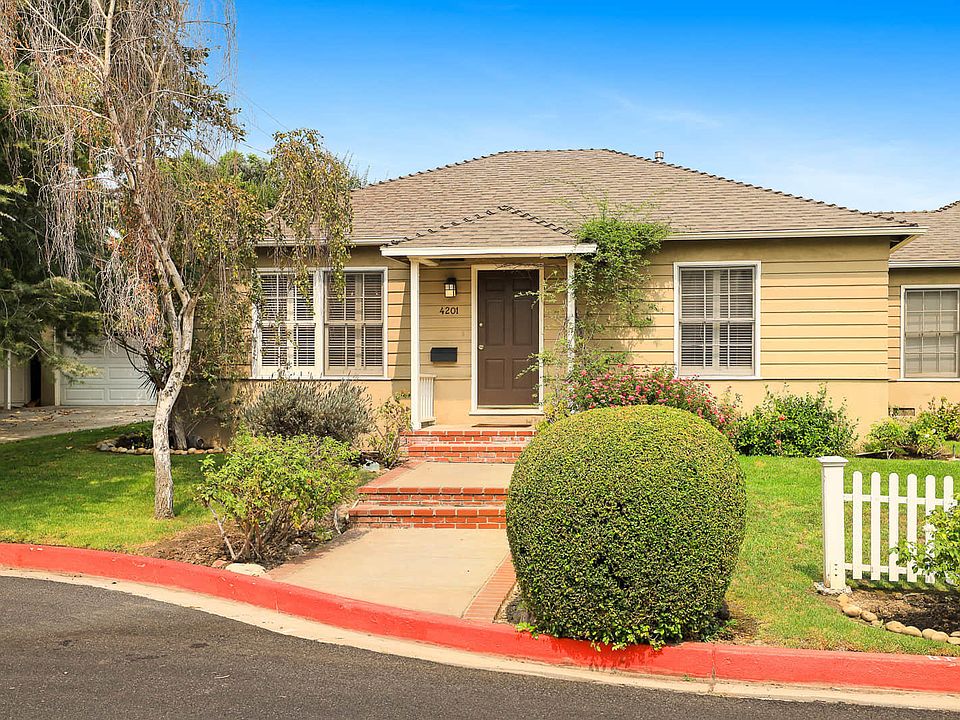 1st image of 4201 W Toluca Lake Ln