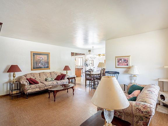 5th image of 4033 E Glenrosa Ave