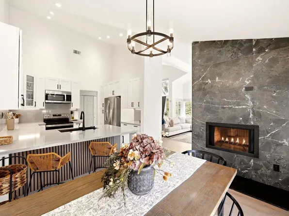 8981 Circle R View Ln, Escondido, CA 92026