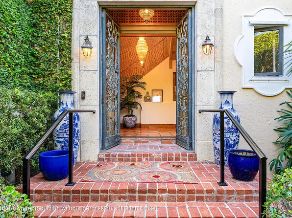 245 Brazilian Ave, Palm Beach, FL 33480