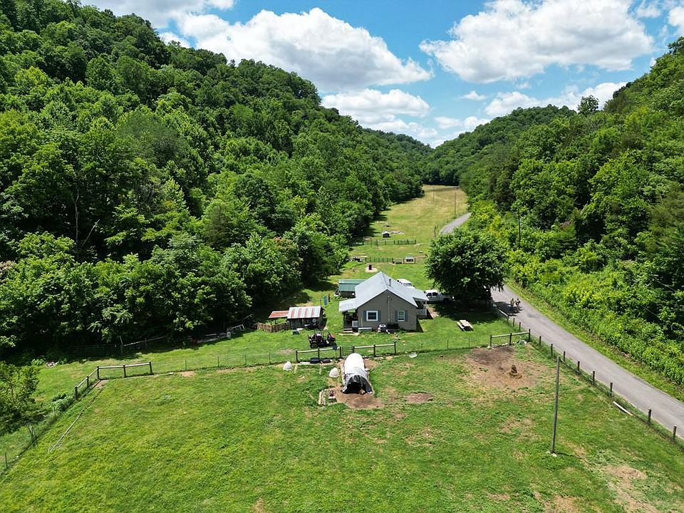 1st image of 1611 Knob Creek Rd