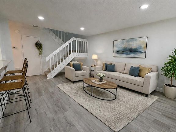 2nd image of 4402 Ring Neck Rd #19B