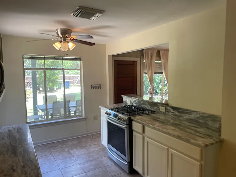 276 Emporia Blvd — Photo 5