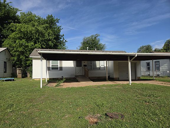 2nd image of 3413 Willow Creek Dr