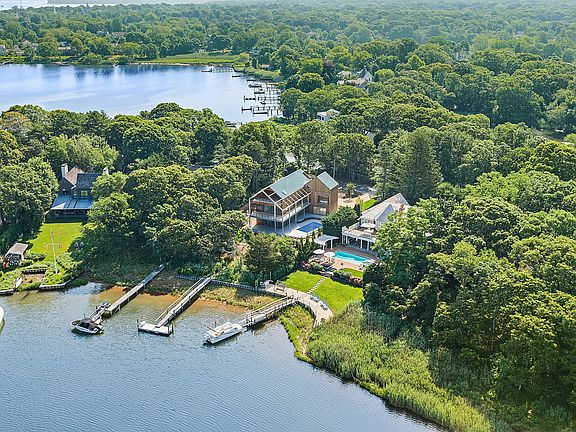 5th image of 25 Bluff Point Rd