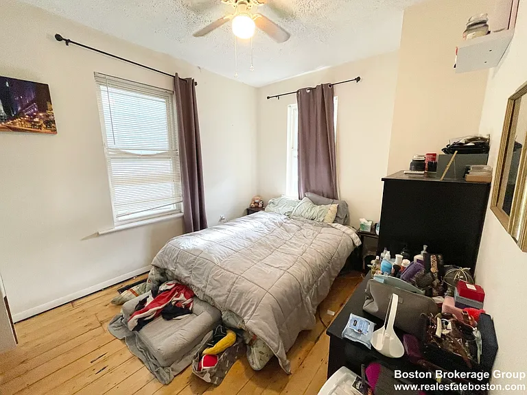 20 Howell St #1 — Photo 6