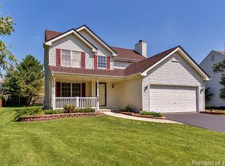 1869 Sheffield Ln, Geneva, IL 60134