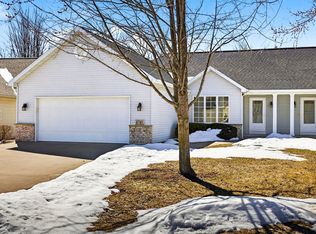 4745 Westbrook Ct, Appleton, WI 54911