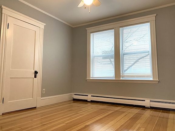 5th image of 58 Salem St #1
